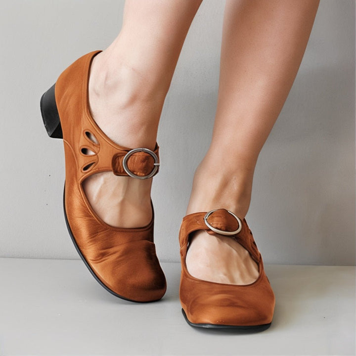 Lizzy Luxe Leather Sandals